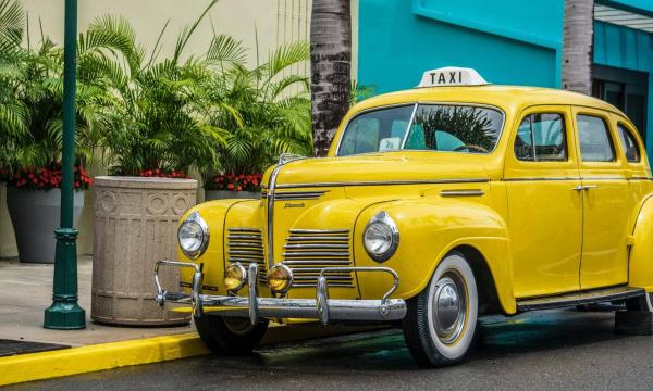 Taxi antiguo